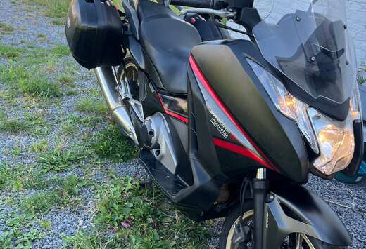 Honda Intégra 750
