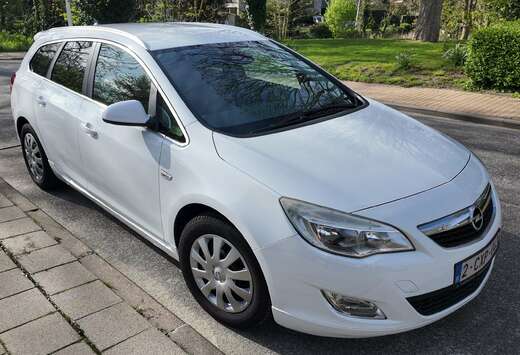 Opel Astra 1.4 Turbo Sports Tourer Design Edition