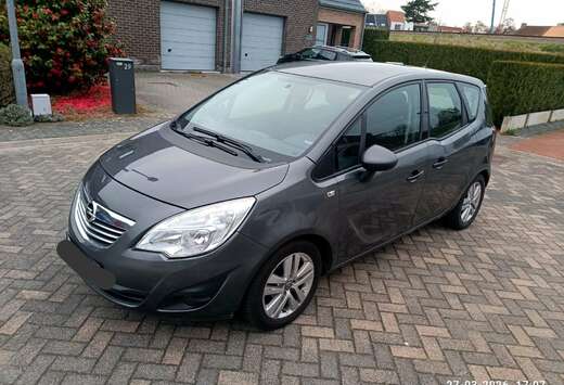 Opel Meriva 1.4i Black Edition