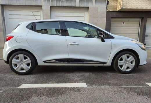 Renault Clio 1.2i Limited