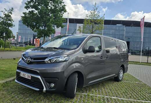 Toyota 2,0-l-D-4D L1 (8-Si.) Autm. Verso Team