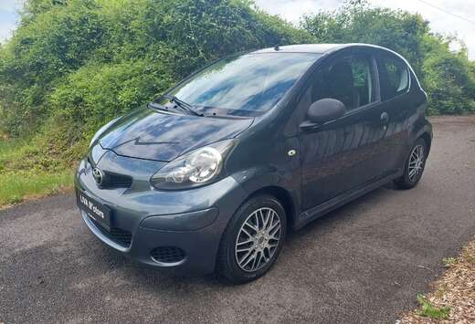 Toyota Aygo 1.0i VVT-i * Euro 5 * Garantie 12 Mois