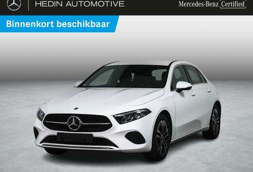 Mercedes-Benz Hatchback Luxury Line | Smartphone Inte ...