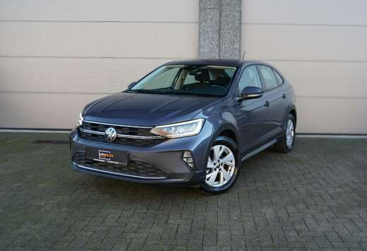 Volkswagen 85 kW * DRAADLOOS OPLADEN / ACC / CARPLAY  ...