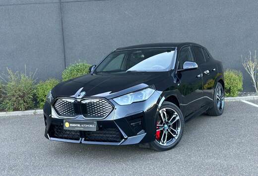 BMW iX2 66.5 kWh eDrive20 M Edition