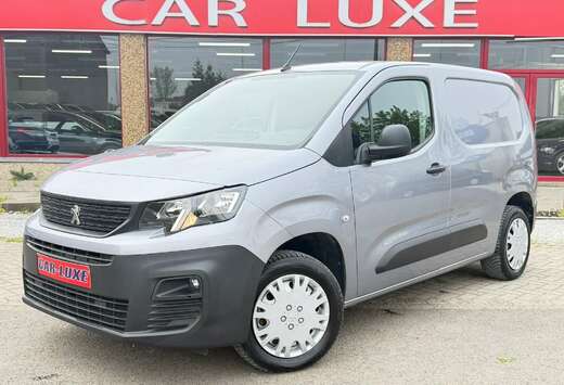 Peugeot 1.2 ESSENCE GPS 3 PLACES UTILITAIRE TVAC