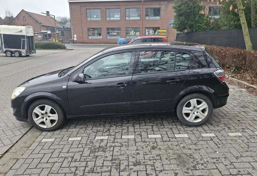 Opel Astra 1.7 CDTI DPF Selection 110 Jahre