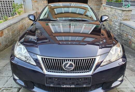 Lexus 220 d Luxury Pack