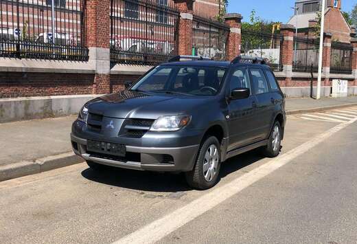 Mitsubishi Outlander 2.0i 16v Instyle 4WD