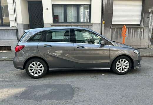 Mercedes-Benz 1.6i met slechts 55000km tal van opties