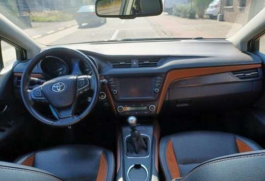 Toyota Touring Sports 2.0 D-4D Comfort