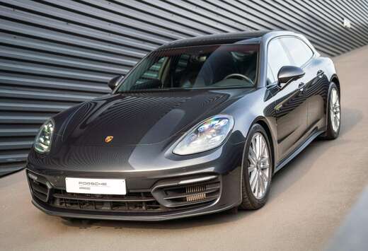Porsche 4 E-Hybrid Sport Turismo Platinum Edition