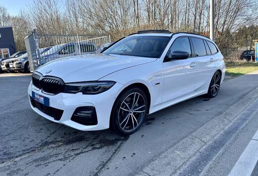 BMW Touring 330e  PHEV X-Drive * toit pano * pack M