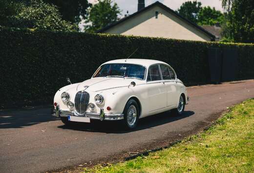Jaguar 3.8 Matching Numbers  Heritage Certificate  Co ...