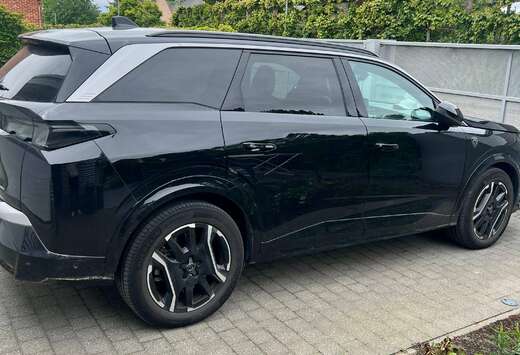 Peugeot e-5008 73 kWh GT 7pl. GT