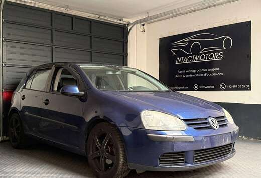 Volkswagen Golf 1.6i 16v FSI Sportline Tiptronic