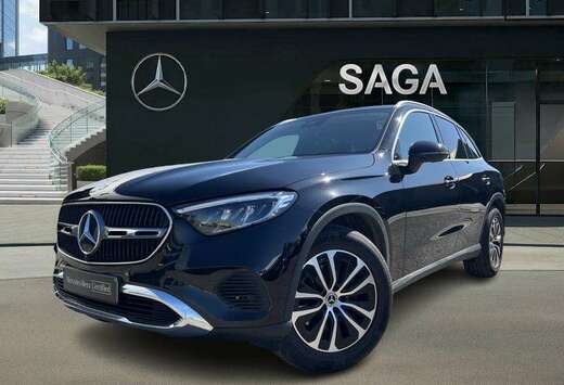 Mercedes-Benz 4MATIC Luxury Line