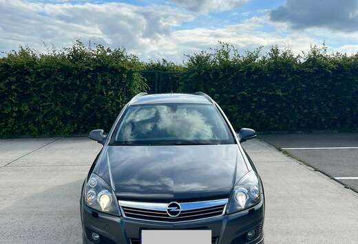 Opel Break 1.9 CDTI - 120 FAP Cosmo A