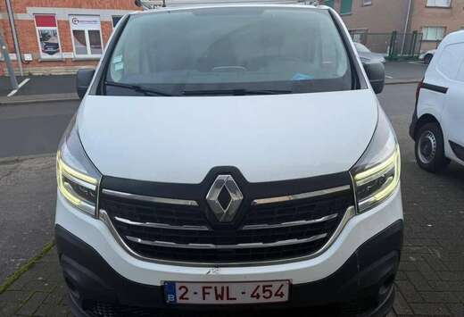 Renault 2.0 dCi 27 L1H1 Confort (15.702€ net + TVA)