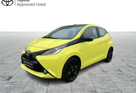 Toyota X-PLAY & PACK X-CITE