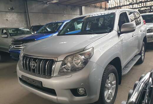 Toyota Landcruiser 3.0 D-4D Legend