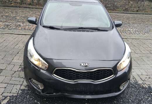 Kia 1.6 CRDi 115 Dream-Team Edition