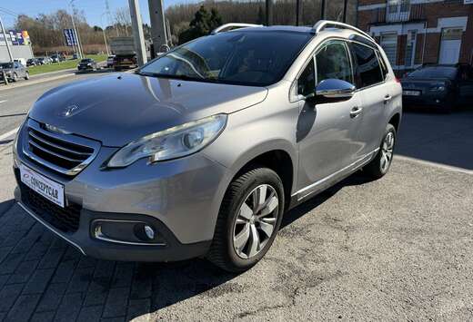 Peugeot 2008 1.2i PureTech Allure S