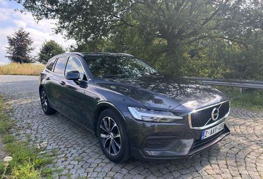 Volvo D3 Geartronic Momentum Pro / Harman Kardon