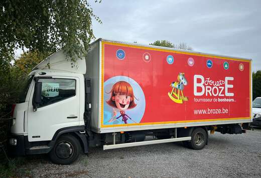 Nissan NT500 CAISSE + HAYON ** PROBLEME MOTEUR **