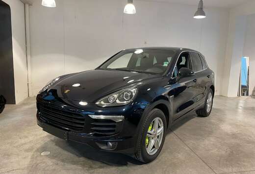 Porsche S E-Hybrid - Bose - Pano - Pneumatic