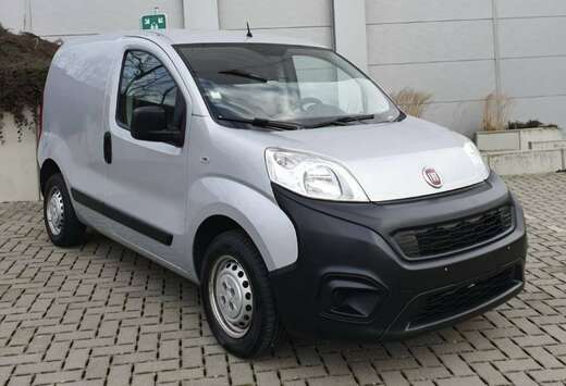 Fiat UTILITAIRE ESSENCE TOP ETAT VENDU AVEC GARANTIE