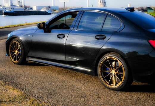BMW 330i