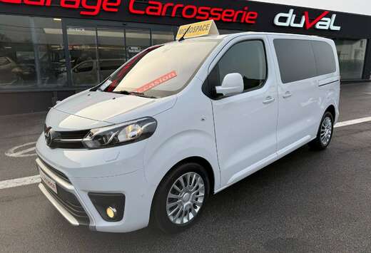 Toyota ETAT EXCEPTIONNEL8PLACESAUTOMATIQUE LE