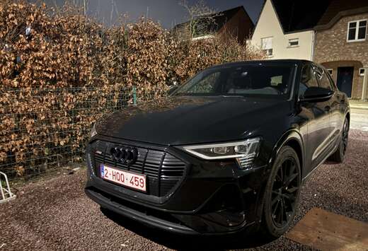 Audi Complete Black Editon Etron Q8 50