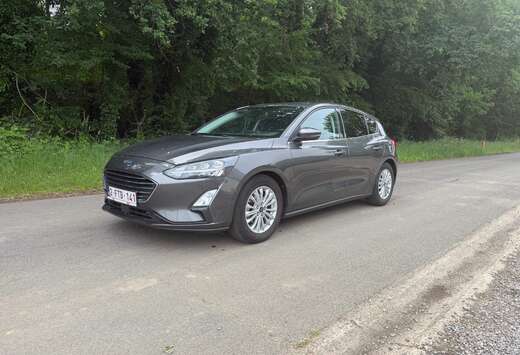Ford Focus 1.0 EcoBoost MHEV Titanium