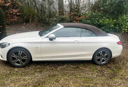 Mercedes-Benz d Cabrio 9G-TRONIC Edition 1