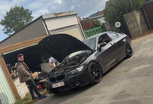 BMW Coupé 335i