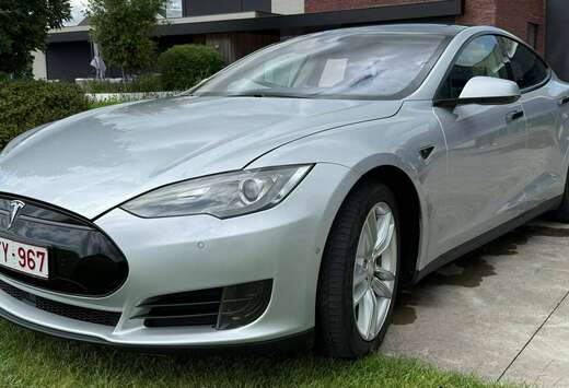 Tesla FREE SUPERCHARGING TRANSFERABLE - NEW BATTERY 2 ...