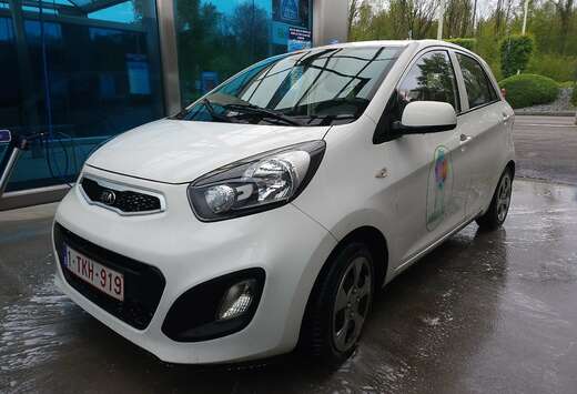 Kia 1.0i Lounge