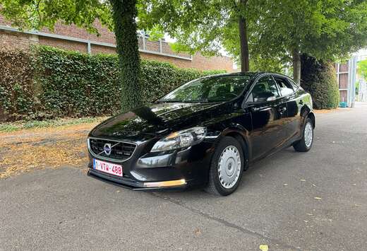 Volvo V40 2.0 D2 Kinetic TOUT OK New distribution