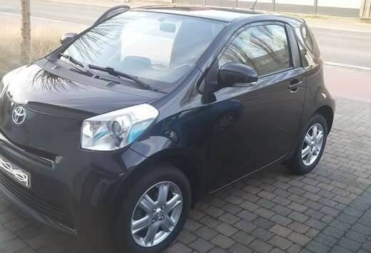 Toyota iQ 1.0i VVT-i Sol