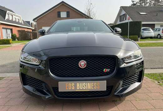 Jaguar XE-S 3.0 V6 SUPERCHARGED