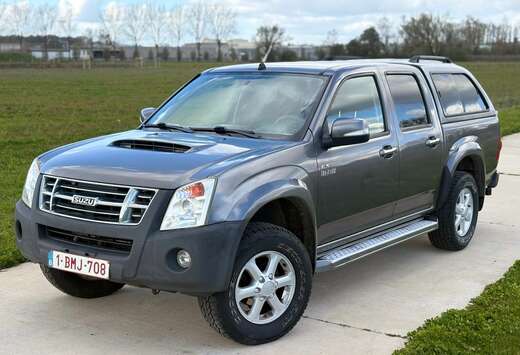 Isuzu D-Max 2.5 Turbo Di 4WD LS The Rock