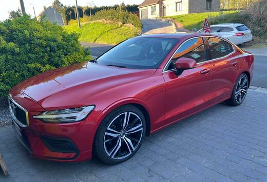 Volvo S60 2.0 T4 Momentum Pro Geartronic