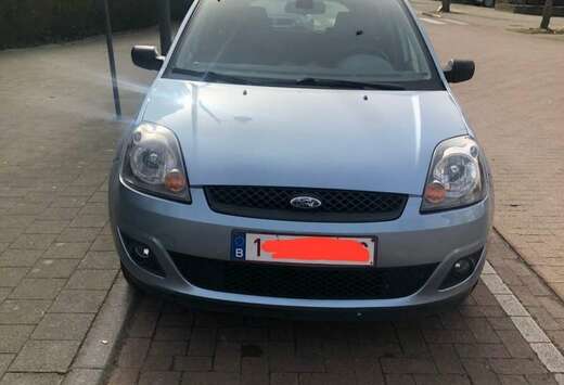 Ford Fiesta 1.6i 16v Trend