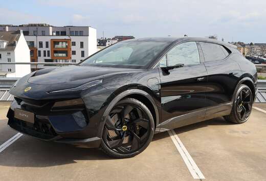 Lotus R