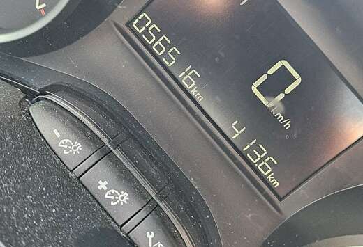 Peugeot 208 1.0i PureTech Like 56000km