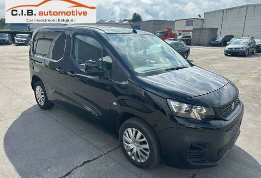 Peugeot 1.5 HDi Aut. /€6.990 netto / 3pl / Navi / . ...