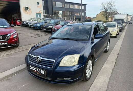 Toyota Avensis 1.8 VVT-i Combi