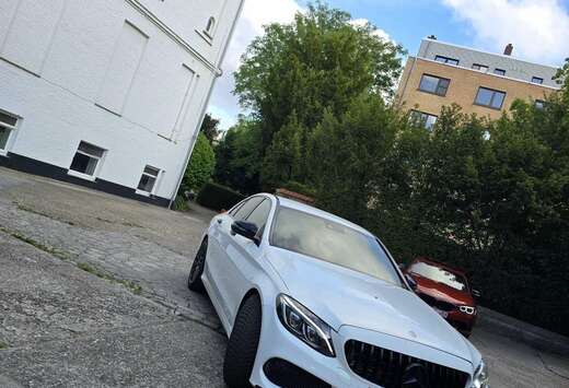 Mercedes-Benz Mercedes Benz C300 - AMG LINE - 2017